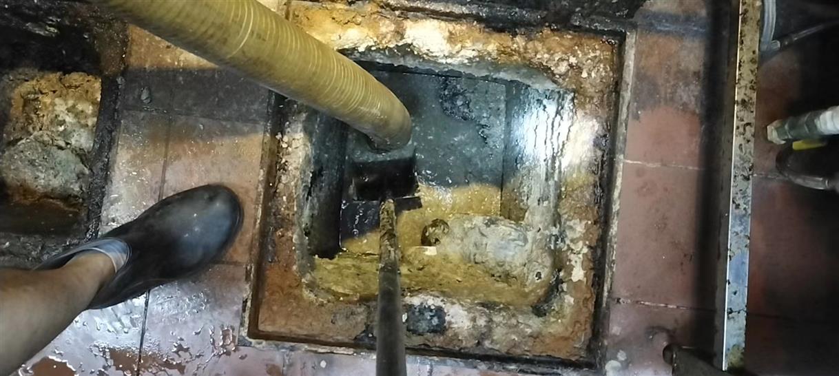 阿勒泰污水池清理一般都有毒气，怎么预防中毒呢？